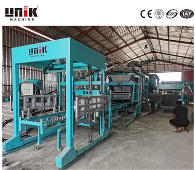 Полностью автоматическая машина для изготовления пустотелых блоков